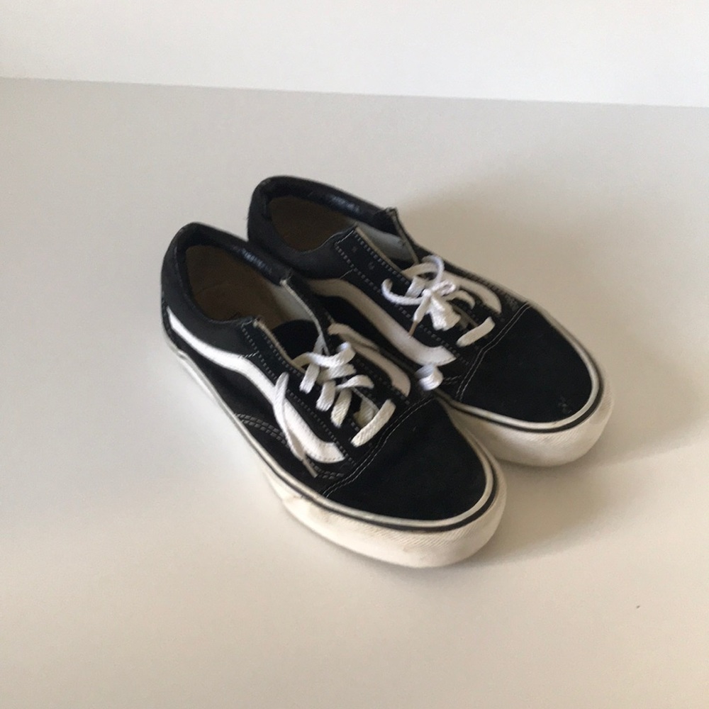 Black vans